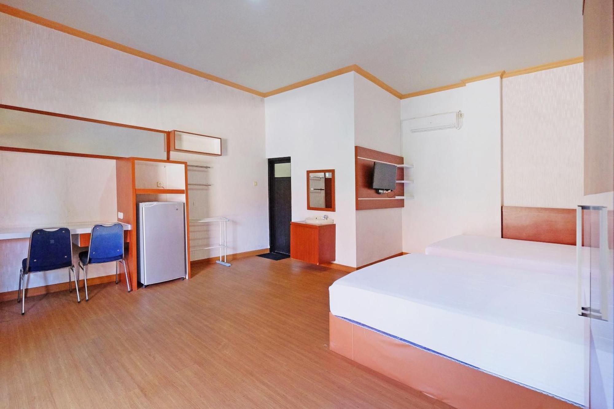 Collection O 91046 Hotel Remaja Indah Masamba Eksteriør billede
